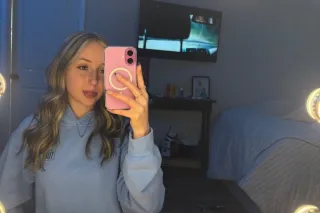 looking for something sexyyy - Image 1