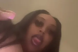 belizean goddess 🙌🏽🇧🇿 submissive and a pleaser 👅better than her ☝and her👇 - Image 11