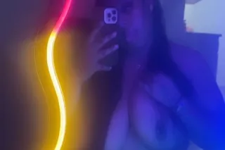 belizean goddess 🙌🏽🇧🇿 submissive and a pleaser 👅better than her ☝and her👇 - Image 3